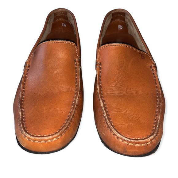TOD’s Cognac Leather Slip On Loafers - Picture 7 of 16
